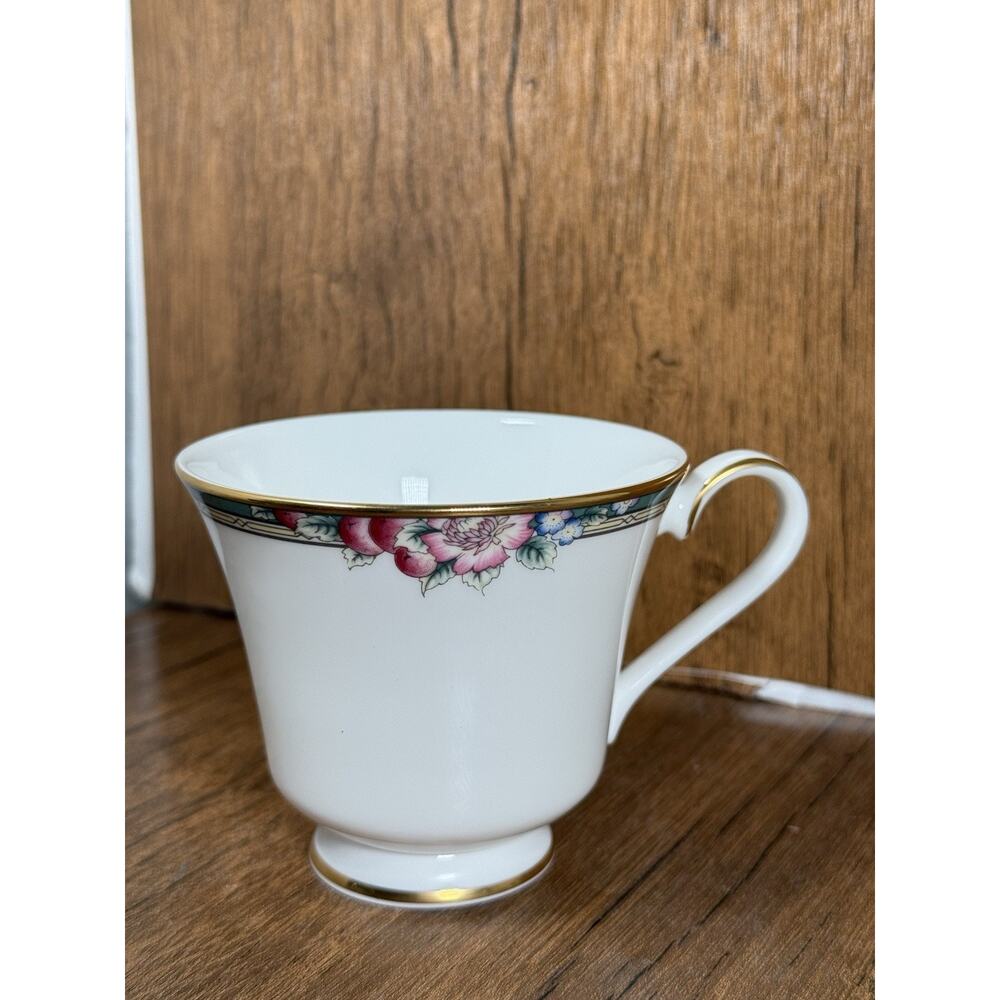 Royal Doulton Orchard Hill Teacup Cup - Pink Flower Bone China England